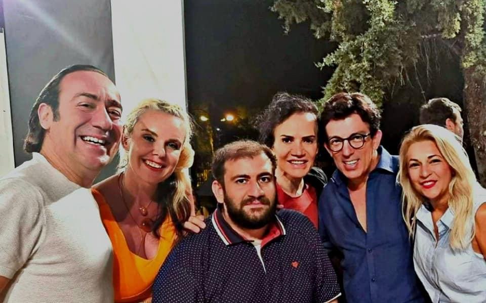«Εκτός Ελέγχου» του Αρκά στο Ανοιχτό Πέτρινο Θέατρο Αργυρούπολης.