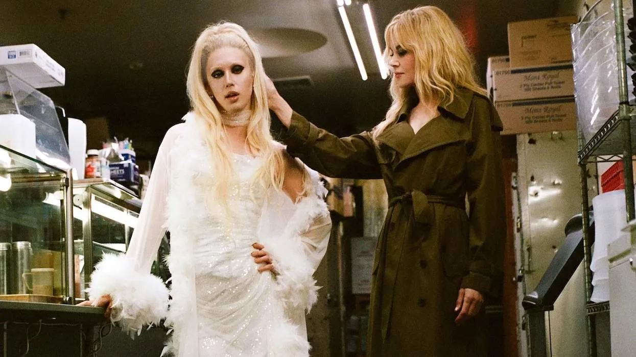 troye-sivan-dresses-in-drag-in-his-new-music-video-starring-nicole-kidman